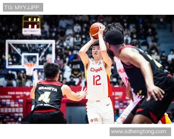 成都篮球队与杭州篮球队赛后分析实力对比与战术探讨